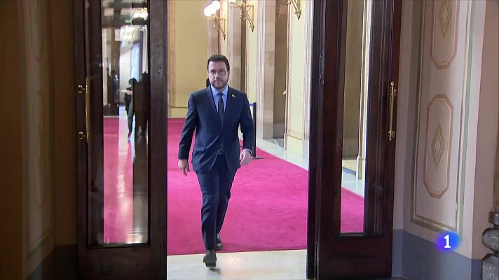 L'Informatiu - Junts, comuns i la CUP pressionen Aragonès pel Hard Rock