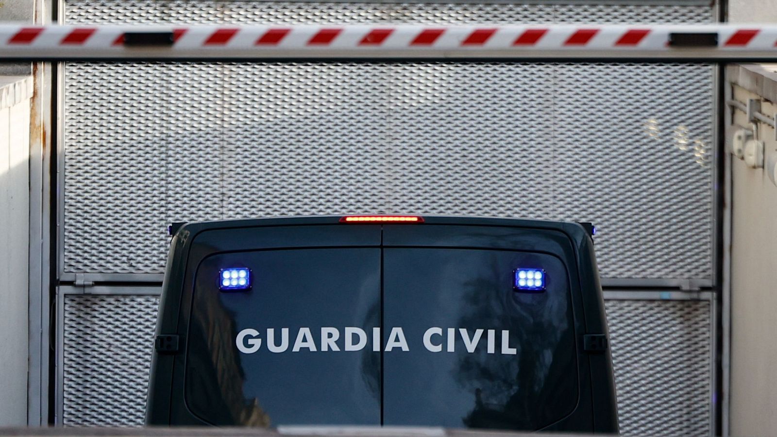 Cruce de reproches por la presunta trama de mascarillas | Ver