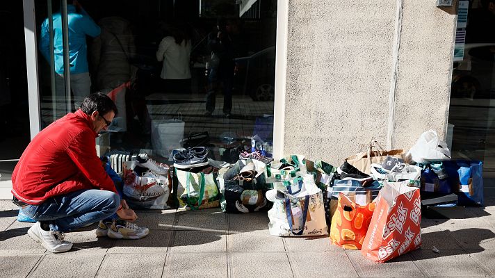 Informativo 24h - Afectados por el incendio de Valencia: "No tengo nada, estamos todos los vecinos igual"
