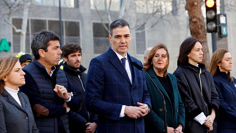 Sánchez anuncia "ayudas de todo tipo" para los afectados por el incendio de Valencia: "La prioridad es la búsqueda de víctimas"
