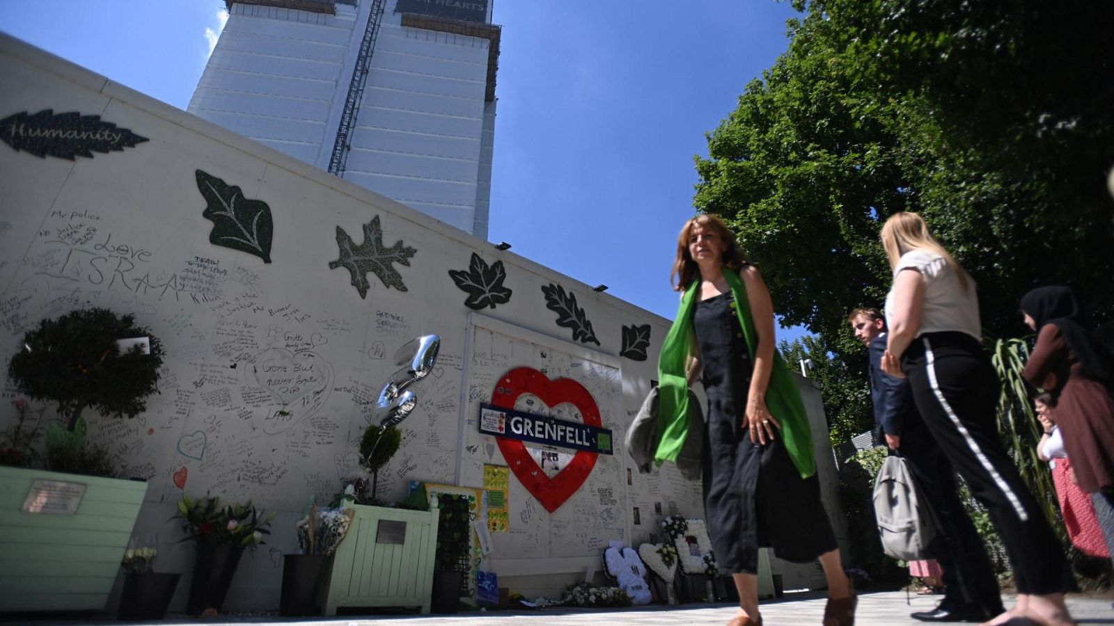 La Torre Grenfell, el caso que recuerda al incendio de Valencia | Ver