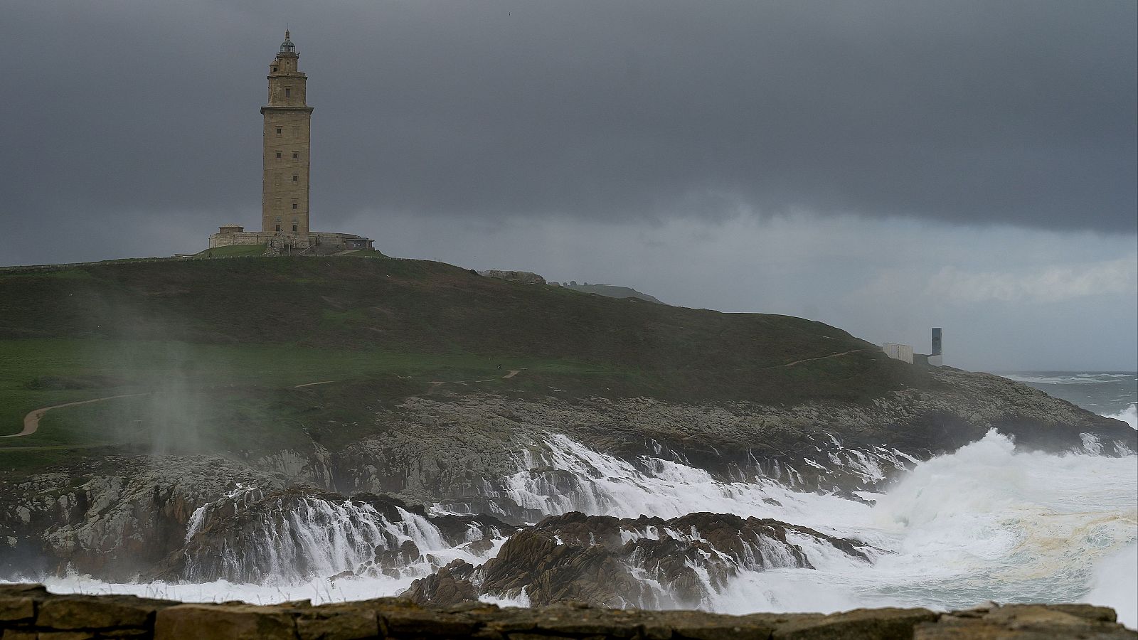 Una nueva borrasca deja en aviso a la mitad del país | Ver