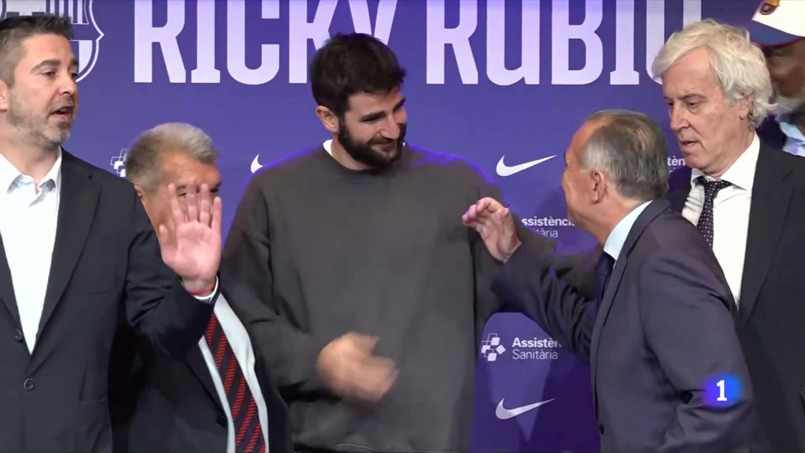 Emotiva presentació de Ricky Rubio en el seu retorn al Palau