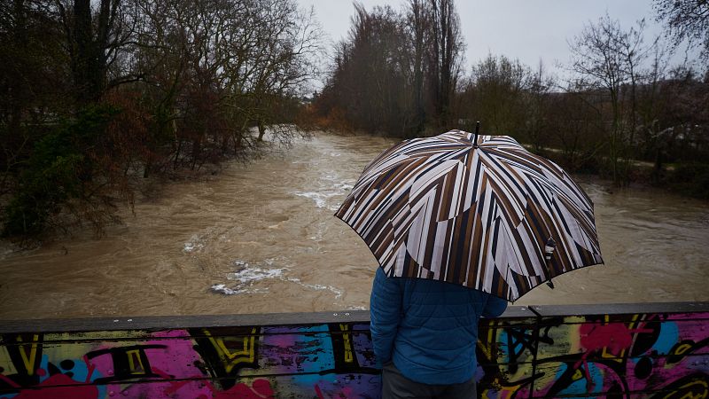 Nevadas, fuertes lluvias e inundaciones en el norte de la pennsula