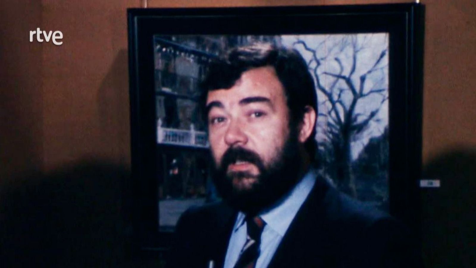 Antoni Vives Fierro, Galeria Comas - Signes - Arxiu TVE Catalunya - Signes | Veure