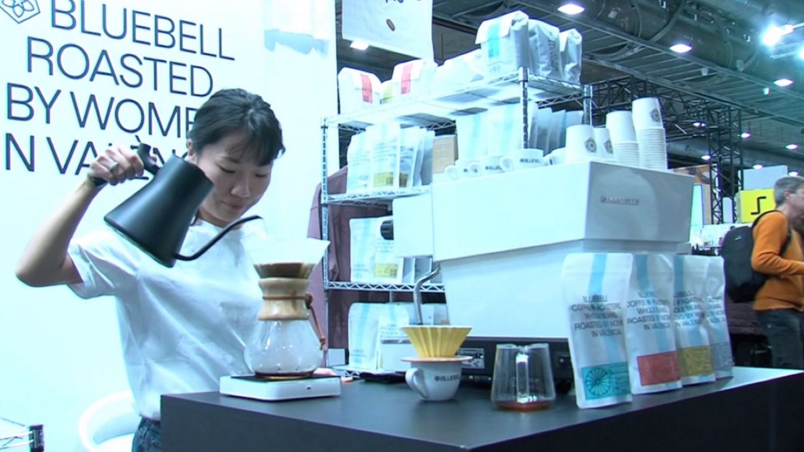 Cámara abierta - Cámara abierta - La comunidad en rrss del café de especialidad; los diseños conectados de Andreu Carulla; las ideas de @Merigopsico - 02/03/24 - ver ahora