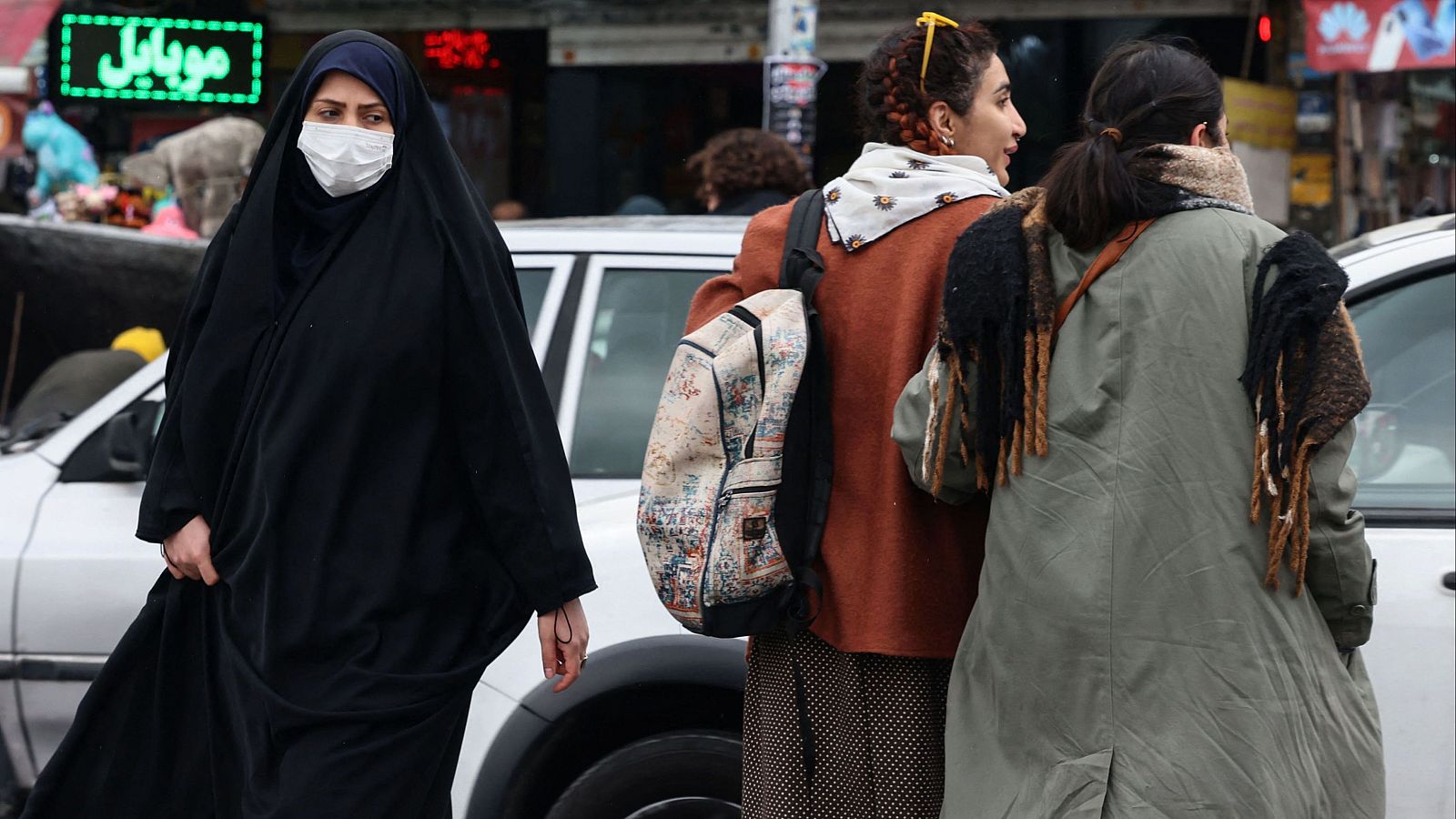 Elecciones en Irán: "La única forma de protestar es no participando en las elecciones"