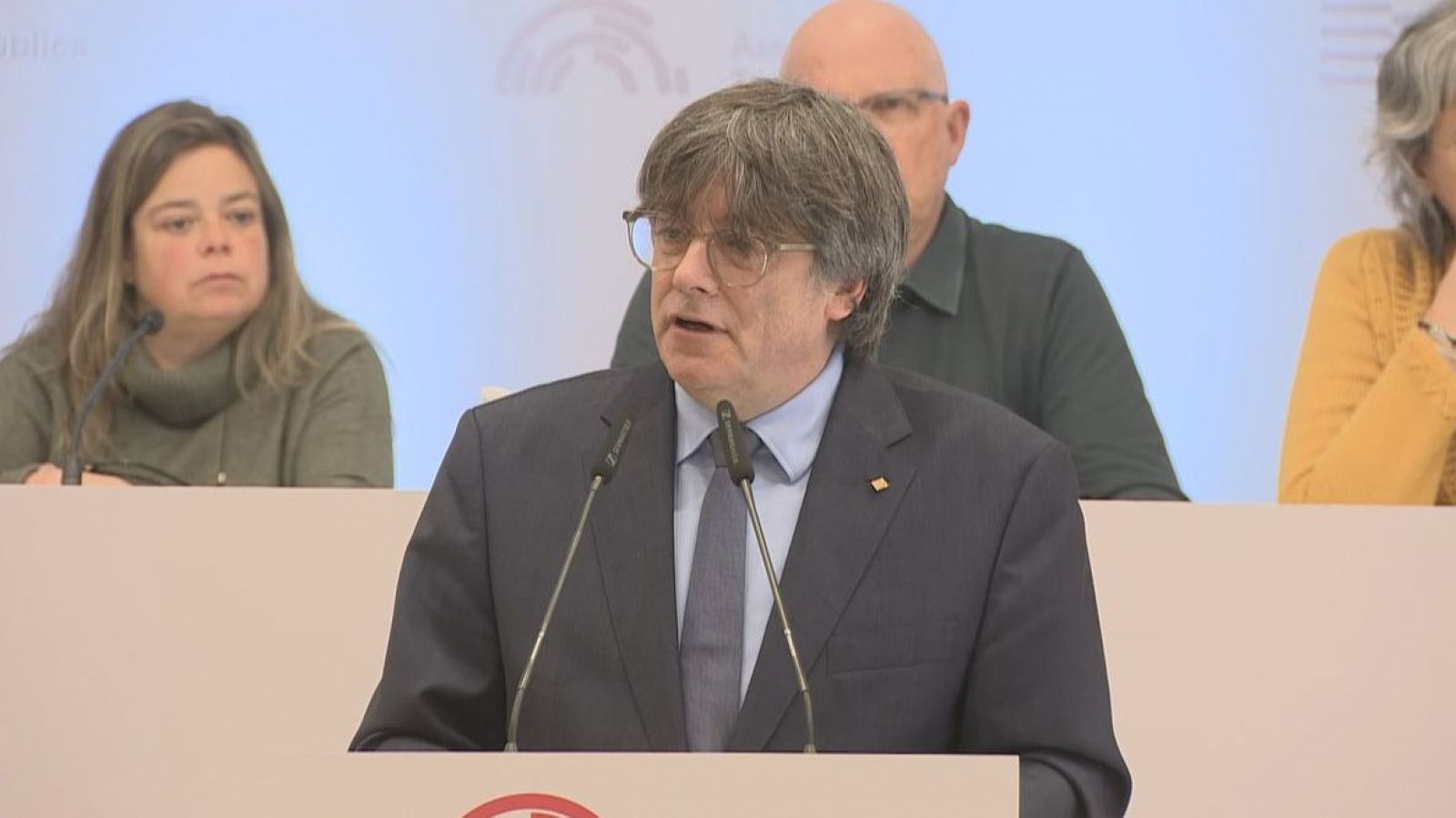 Junts refreda l'optimisme dels comuns sobre l'aprovació de l'amnistia - L'Informatiu | Veure