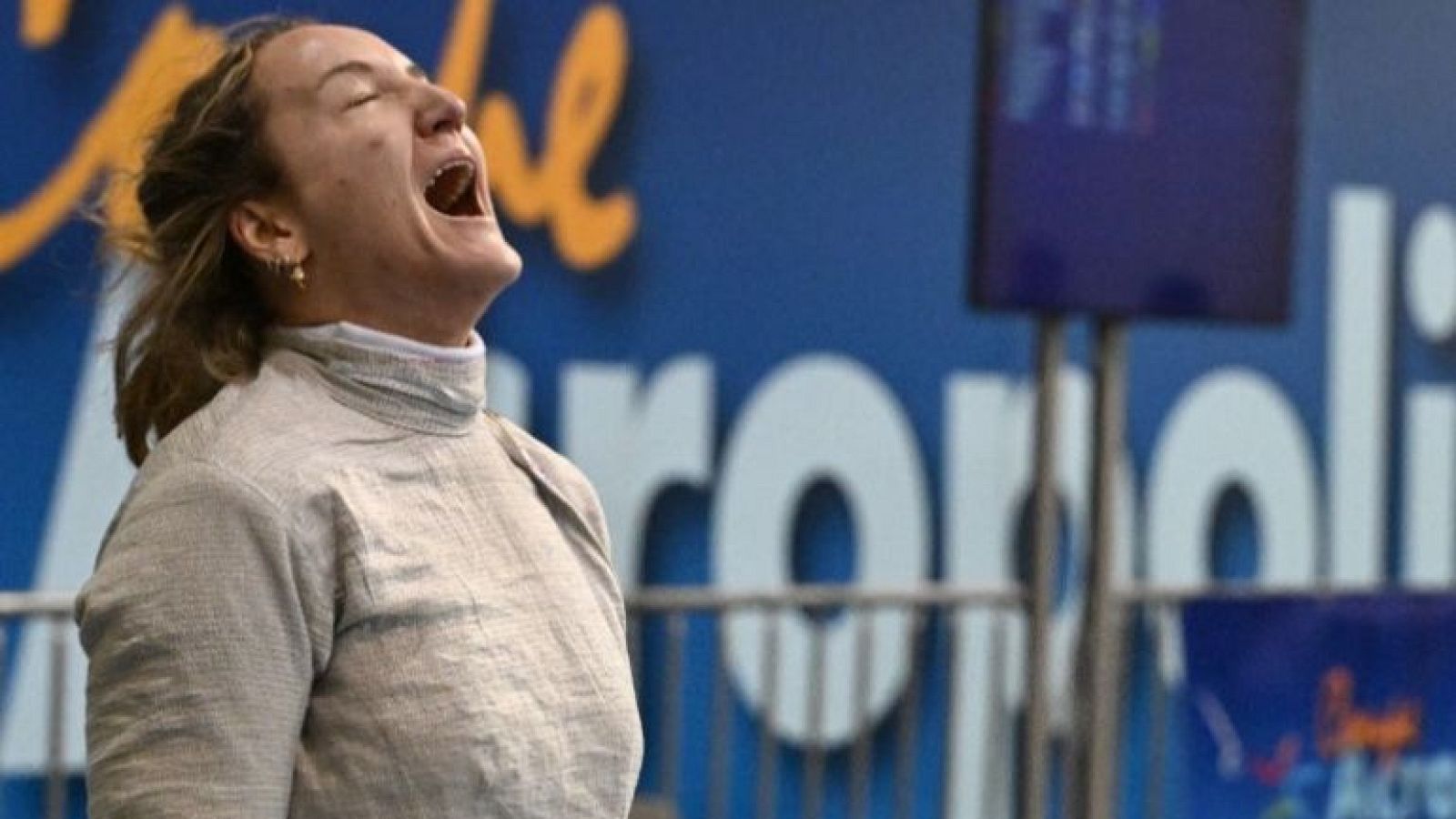 La esgrimista Lucía Martín Portugués, clasificada para París 2024 | Ver