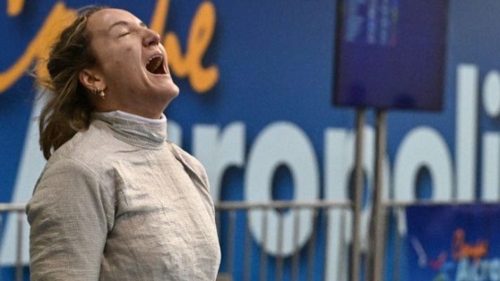 Telediario Matinal - La esgrimista Lucía Martín Portugués, clasificada para los Juegos de París 2024