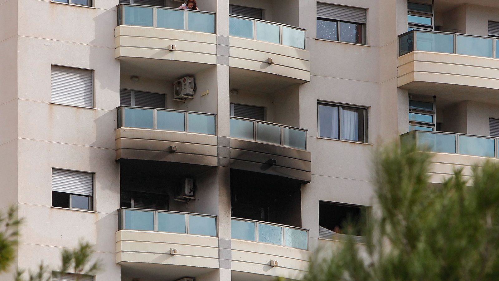 Un niño, su padre y su abuela mueren en un incendio en Villajoyosa