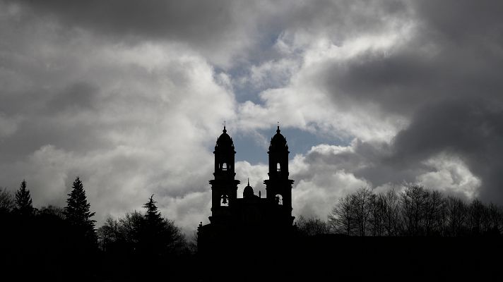 Cambio de tiempo por un anticiclón, aunque con nubosidad en el norte y lluvias débiles