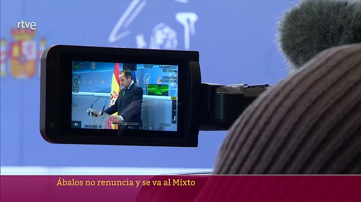 Parlamento - Ábalos no renuncia y se va al Mixto