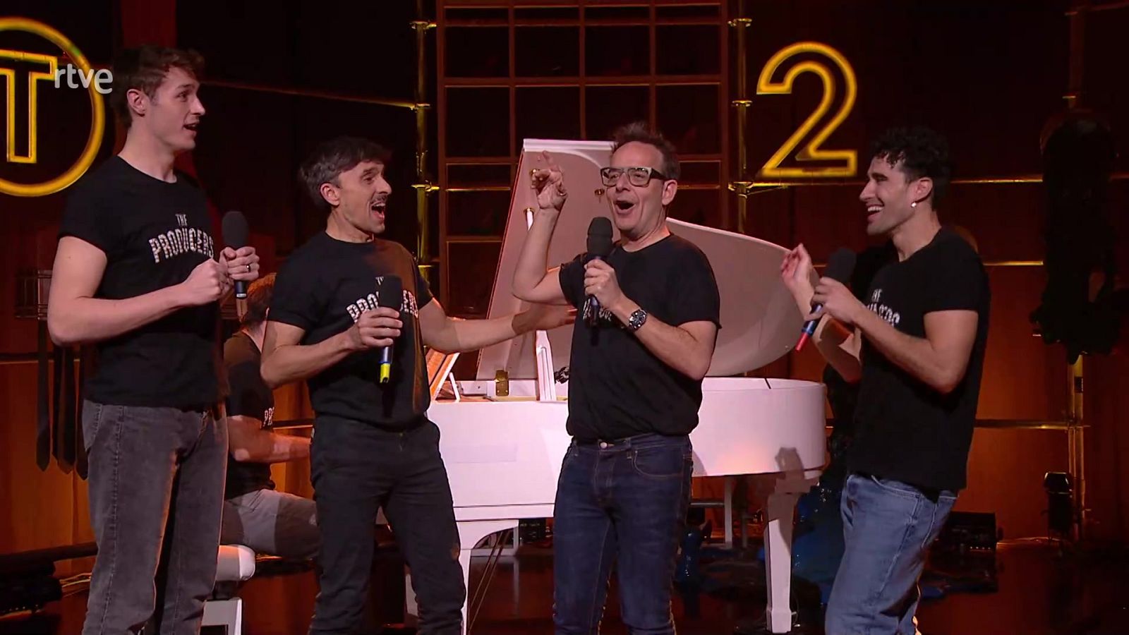 Entrevista y actuación del musical 'The Producers' - Culturas 2 - Culturas 2 | Ver