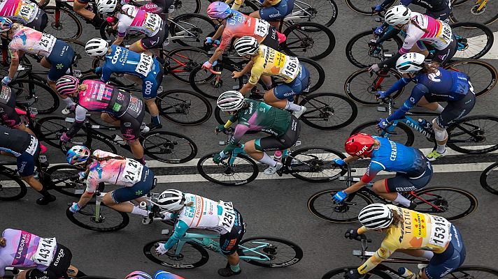 El ciclismo femenino se profesionaliza en España para 2024