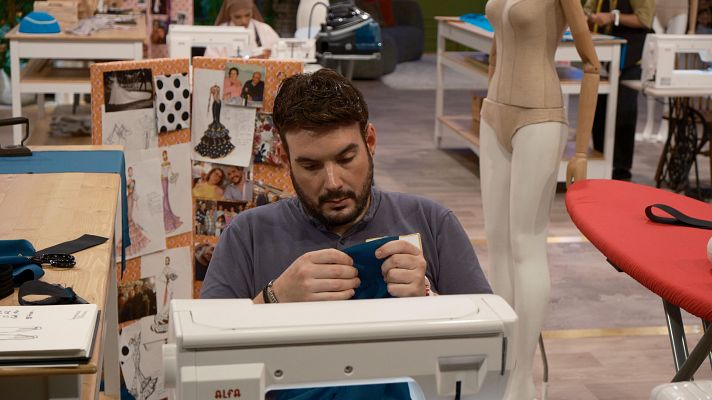 Maestros de la costura - Ángel congela el tiempo de costura de Soraya