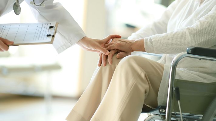 Telediario 2 - El nuevo modelo de cuidados: ¿Han mejorado las residencias de mayores?