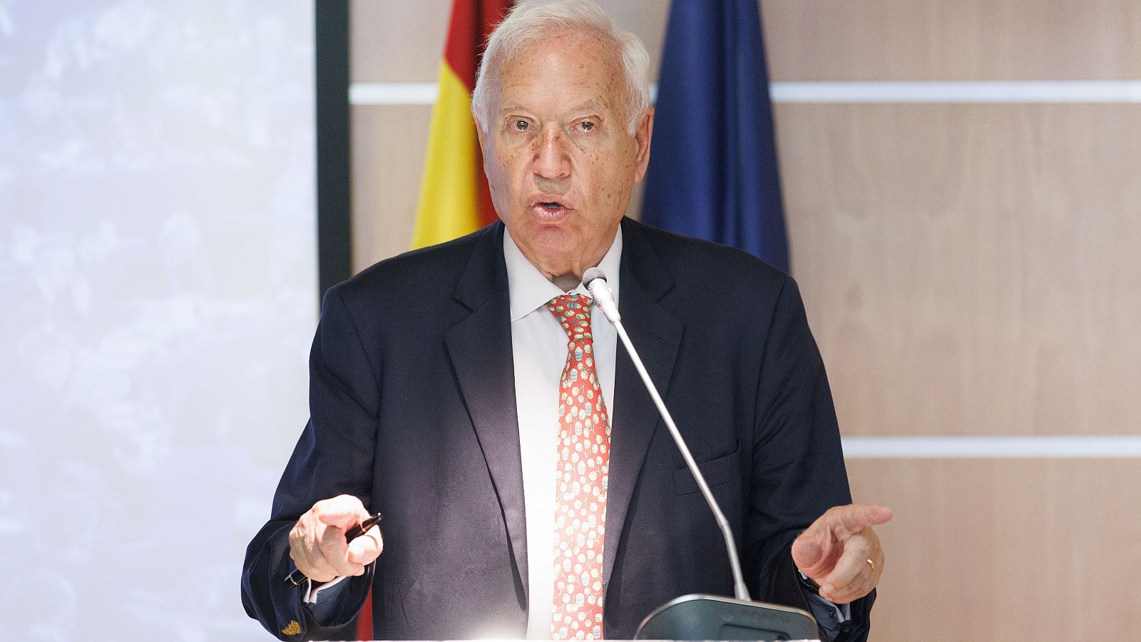 11M | Margallo: "No percibí intención de ocultar la verdad" - La hora de La 1 | Ver
