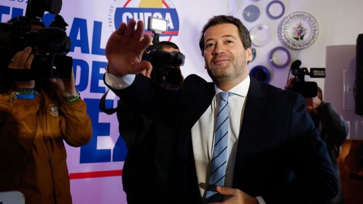 Telediario 1 - El partido de extrema derecha portugués Chega sube en las encuestas de cara a las elecciones