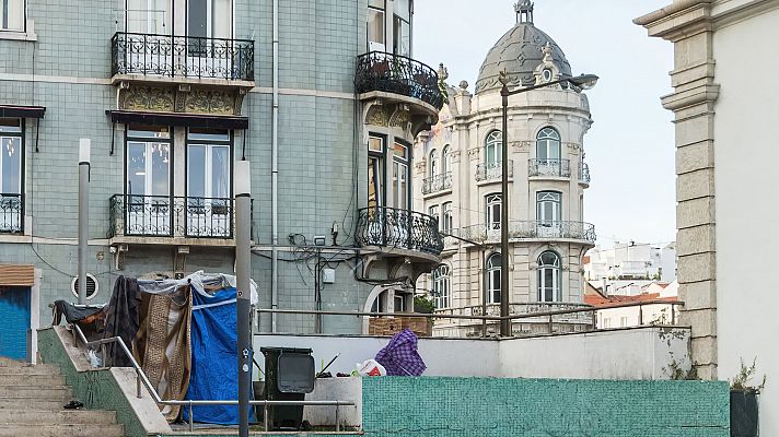 Telediario Fin de Semana - Las políticas para atraer inversión extranjera en el sector inmobiliario disparan los precios de la vivienda en Portugal