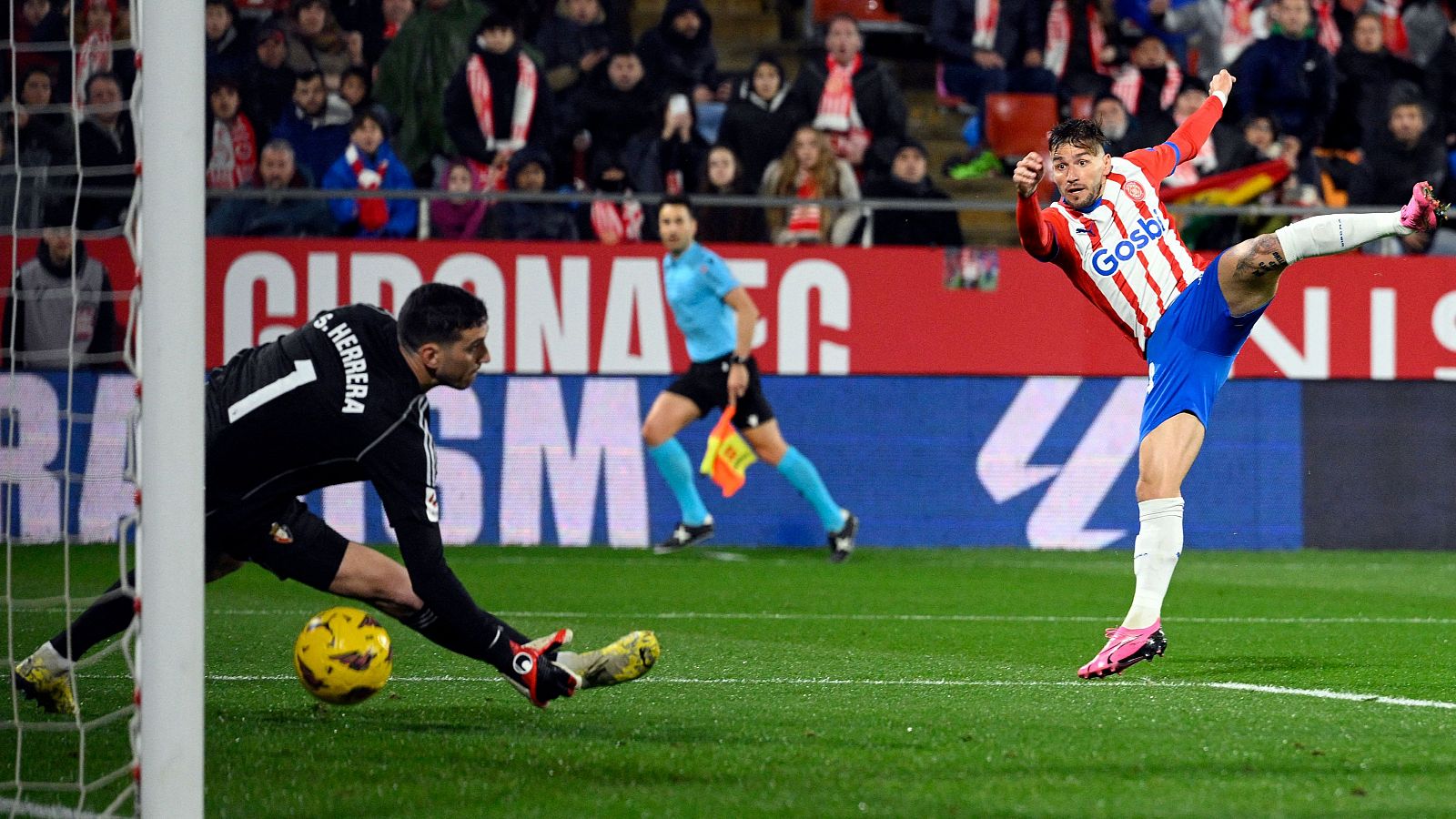 Girona - Osasuna: resumen del partido de la 28ª jornada de Liga | Primera