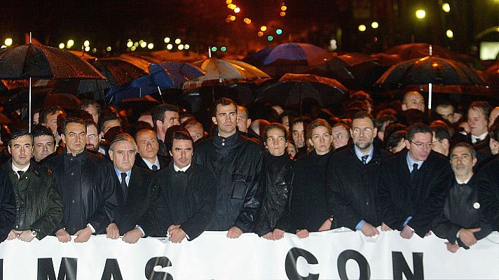 El Gobierno de Aznar mantuvo que la autoría de ETA era la principal línea de investigación antes de las elecciones