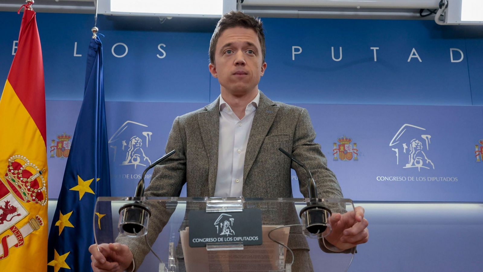 Errejón pide a Ayuso que explique el presunto fraude de su pareja - La hora de La 1 | Ver