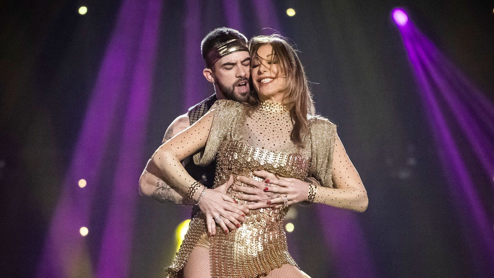 Nick abandona el ensayo de 'Baila como puedas' con Sabrina - Baila como puedas | Ver