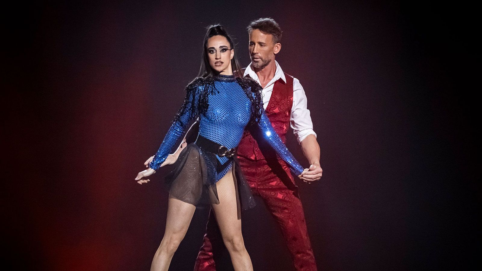 Anna y Álvaro Muñoz Escassi interpretan "Kiss" en 'Baila como puedas'