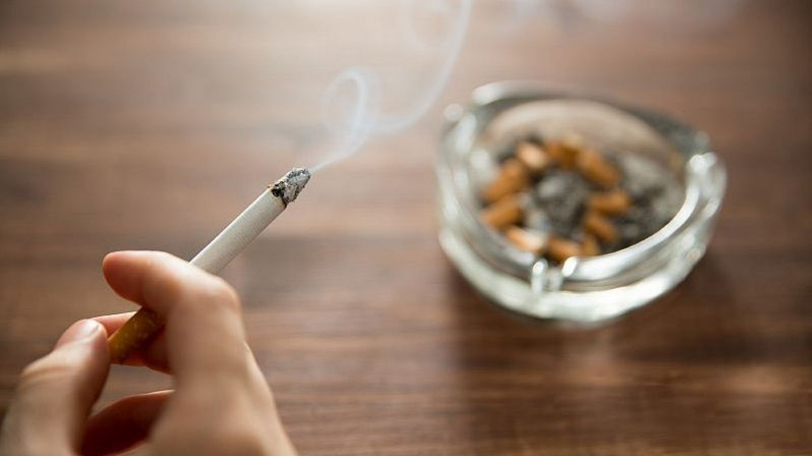 Sanidad planteará a la CC.AA. aumentar los espacios libres de tabaco