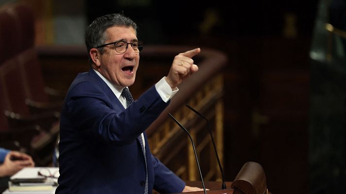 Especiales informativos - Patxi López defiende la Ley de Amnistía: "Abrimos el tiempo de la reconciliación"