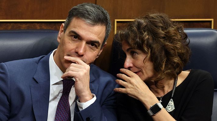 Telediario 1 - El adelanto electoral en Cataluña sacude el tablero político nacional