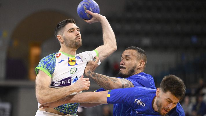 Eslovenia vence a Brasil en el Preolímpico de balonmano con un gol sobre la bocina