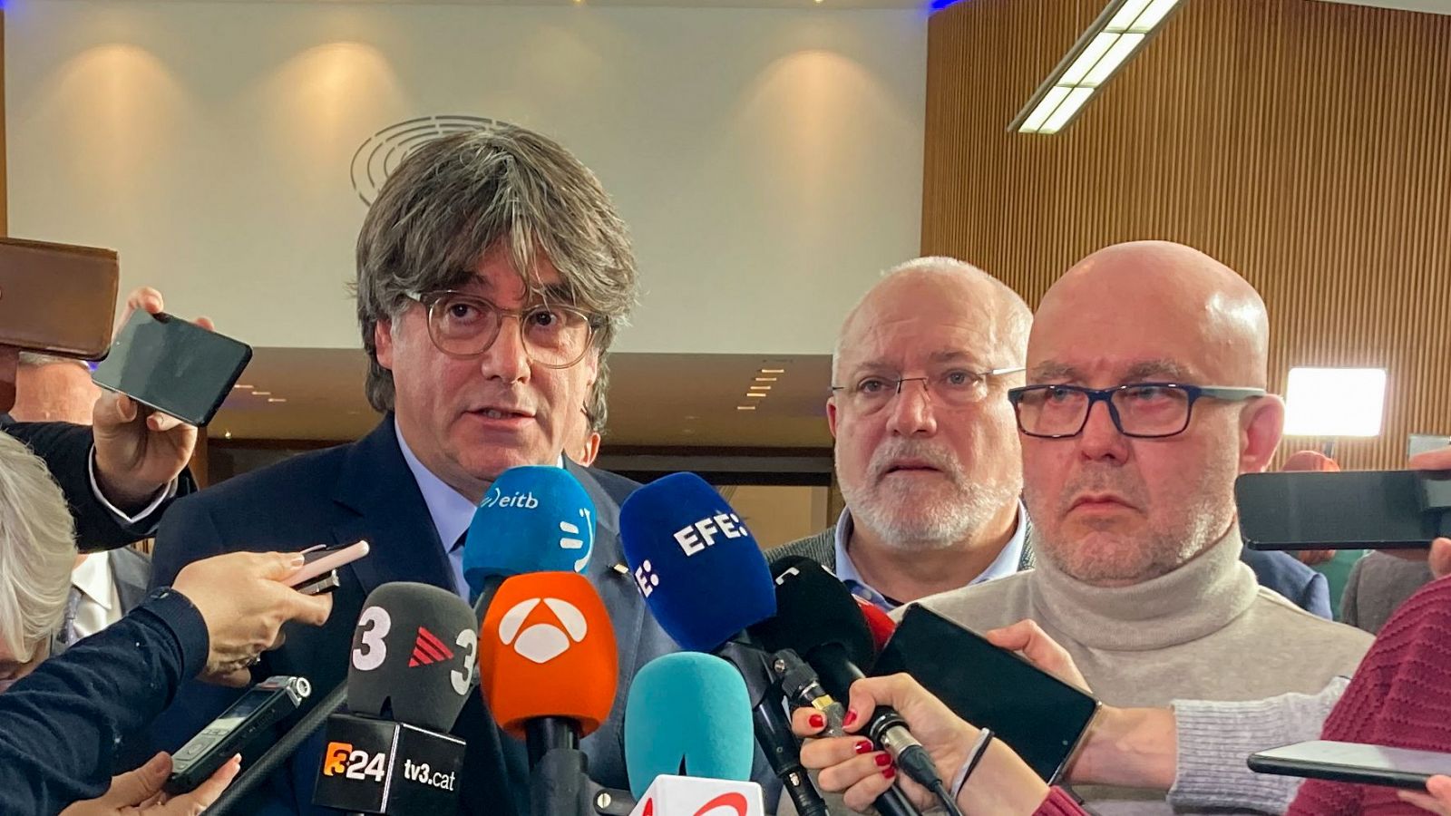 Puigdemont está dispuesto a regresar tras el 12M aunque sea detenido, según su abogado