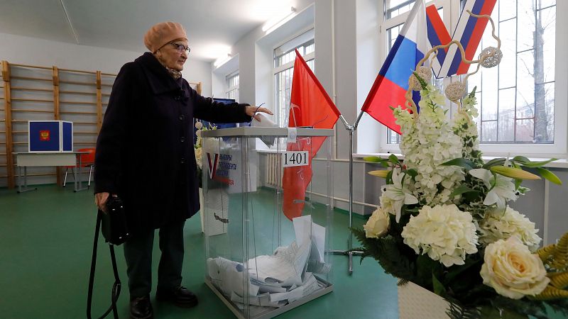 Rusia vota en unas elecciones presidenciales a la medida de Putin
