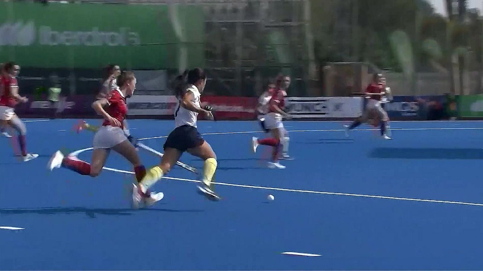 Hockey Hierba - Copa de la Reina. 1/4 Final: CD Terrassa - Club de Campo Villa de Madrid - ver ahora