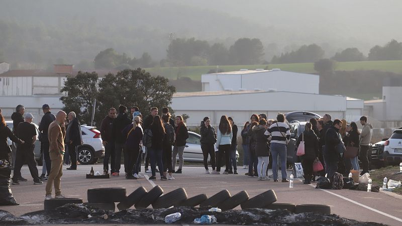 Protestas de funcionarios de prisiones ante la falta de seguridad en las cárceles | Ver