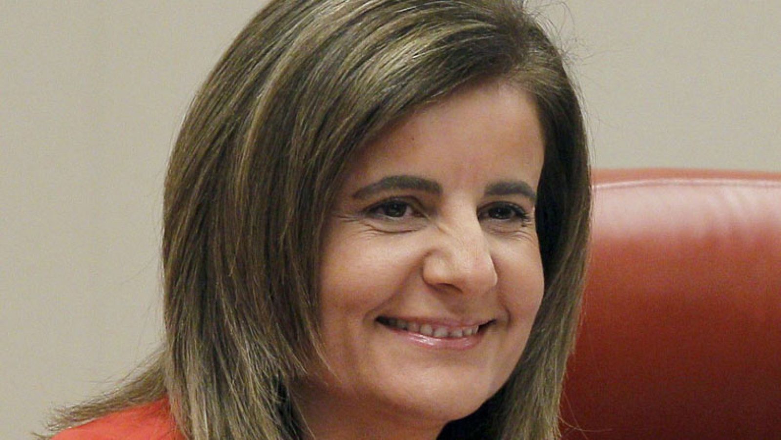 Fátima Báñez cree que los pensionistas "valoran positivamente" que sus pensiones no se revaloricen