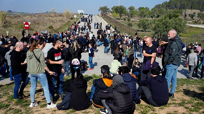 Telediario Fin de Semana - Los funcionarios de prisiones mantienen el bloqueo