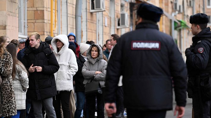 La oposición rusa llama a llenar los colegios electorales como protesta al liderazgo de Putin