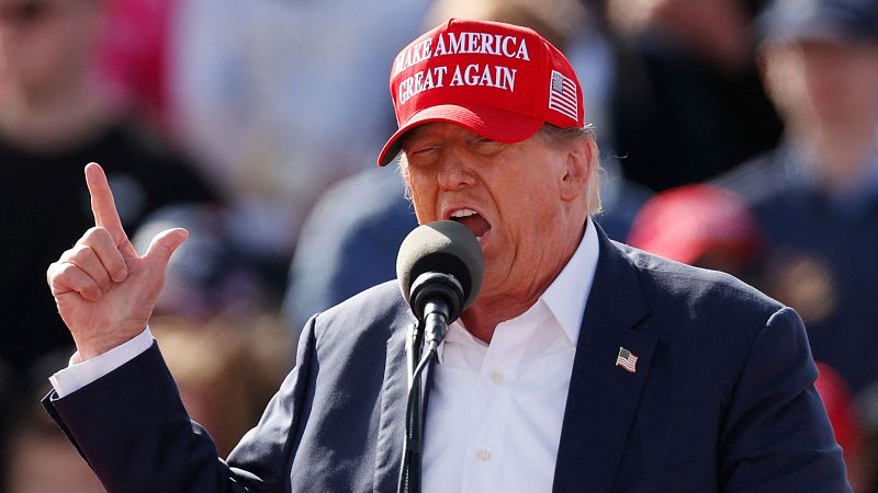 Trump habla de un "baño de sangre" en pérdidas si no gana las elecciones en EE.UU.