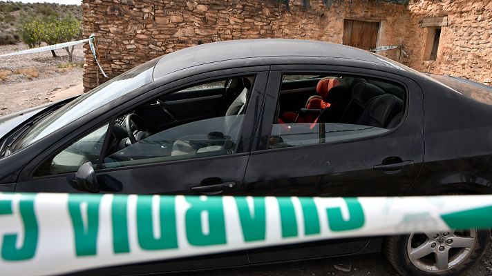 Telediario 1 - Investigan el posible asesinato de dos hermanas de 2 y 4 años como un posible caso de violencia vicaria