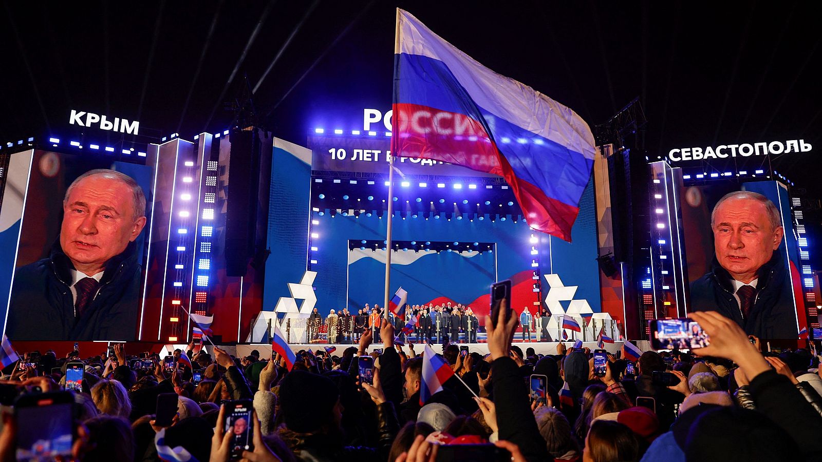 Entrevista a la excorresponsal de TVE en Moscú Anna Bosch | Ver