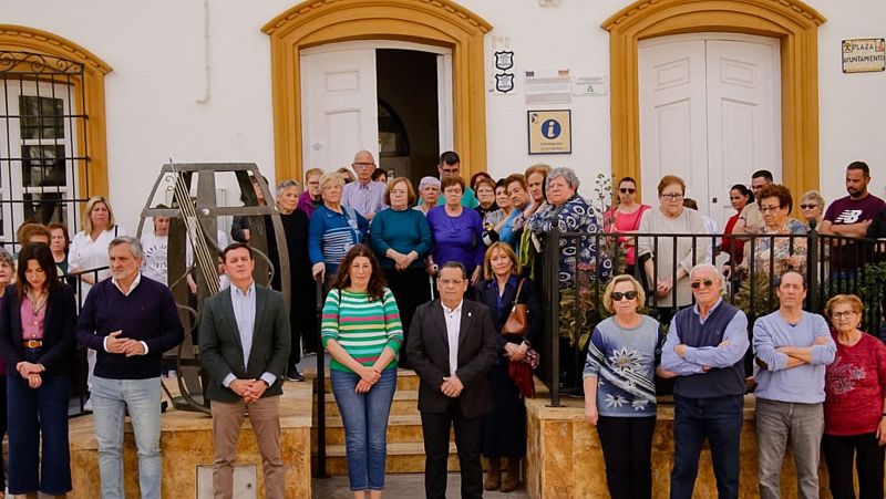 El alcalde de Abla, sobre el crimen de dos nias del pueblo: "La madre vino huyendo y buscando tranquilidad" - La hora de La 1 | Ver