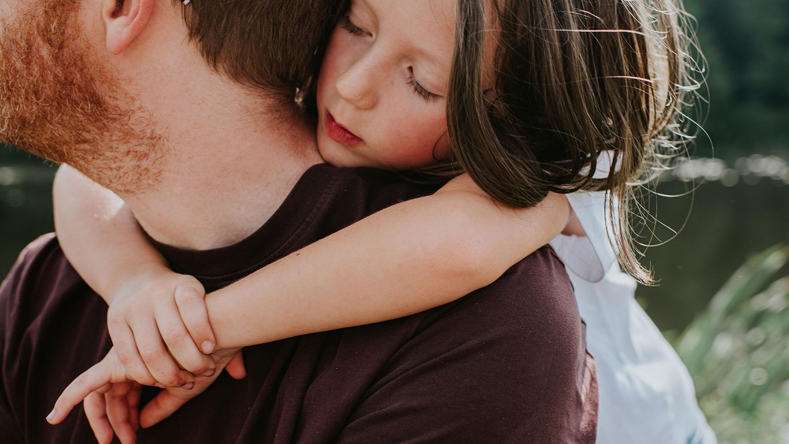 Así son los padres de hoy en día - Telediario 1 | Ver