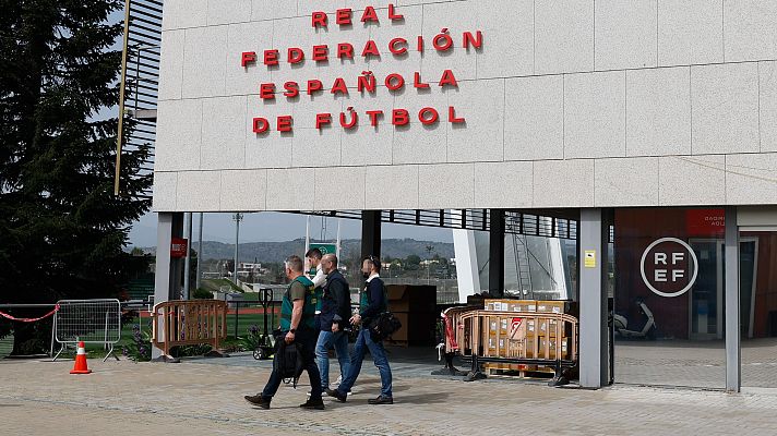 Telediario Matinal - Las 15 horas de la UCO registrando la Federación Española de Fútbol
