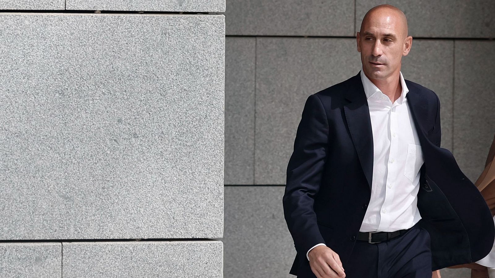 Luis Rubiales volvería a España el 6 de abril, aunque podria hacer antes