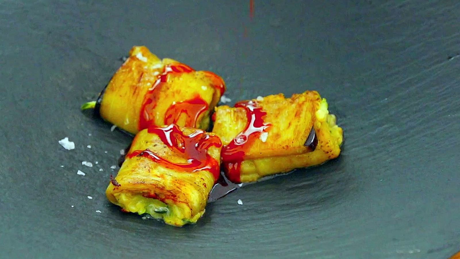 Receta de berenjenas rellenas de queso de Aizpea Oihaneder - El señor de los bosques | Ver