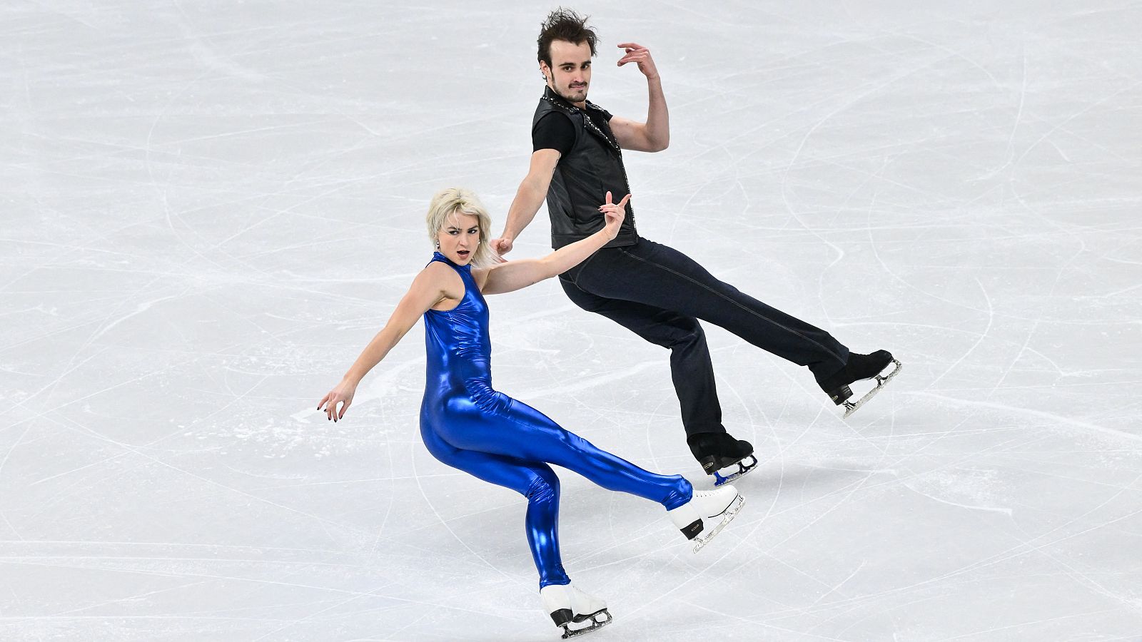 Mundial Patinaje Artístico | Olivia Smart y Tim Dieck, a la final