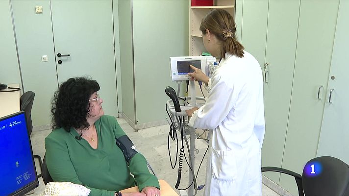 L'Informatiu - Vall d'Hebron participa en un assaig clínic que permet aprovar el primer fàrmac per al fetge gras